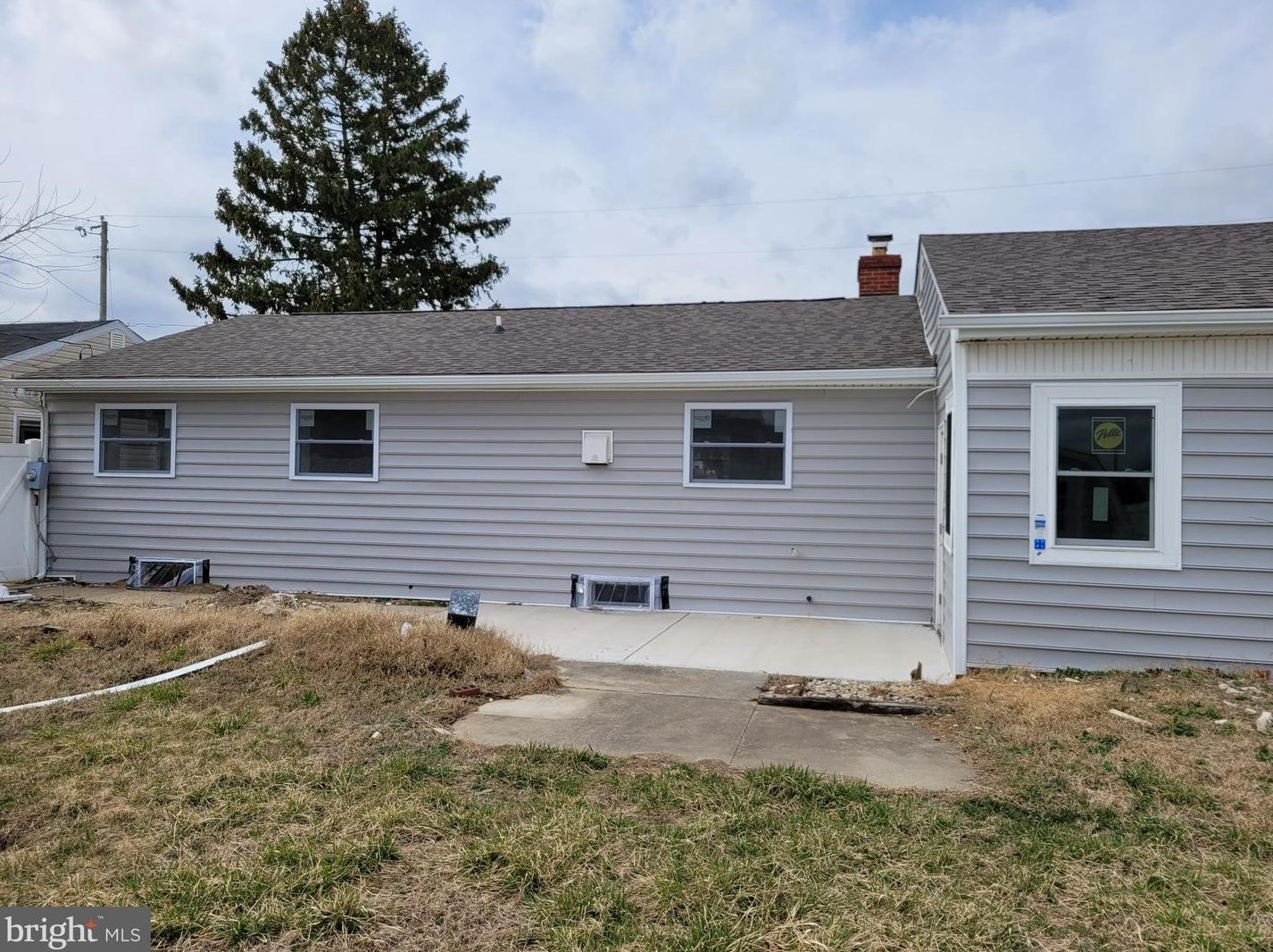 10411 Dupont Hwy, Felton DE  19943-5604 exterior