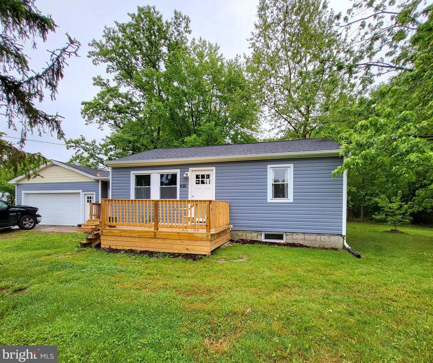 818 Yoder Dr, Hartly, DE 19953