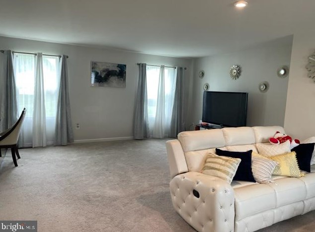 360 Bluecoat St, Dover, DE 19901