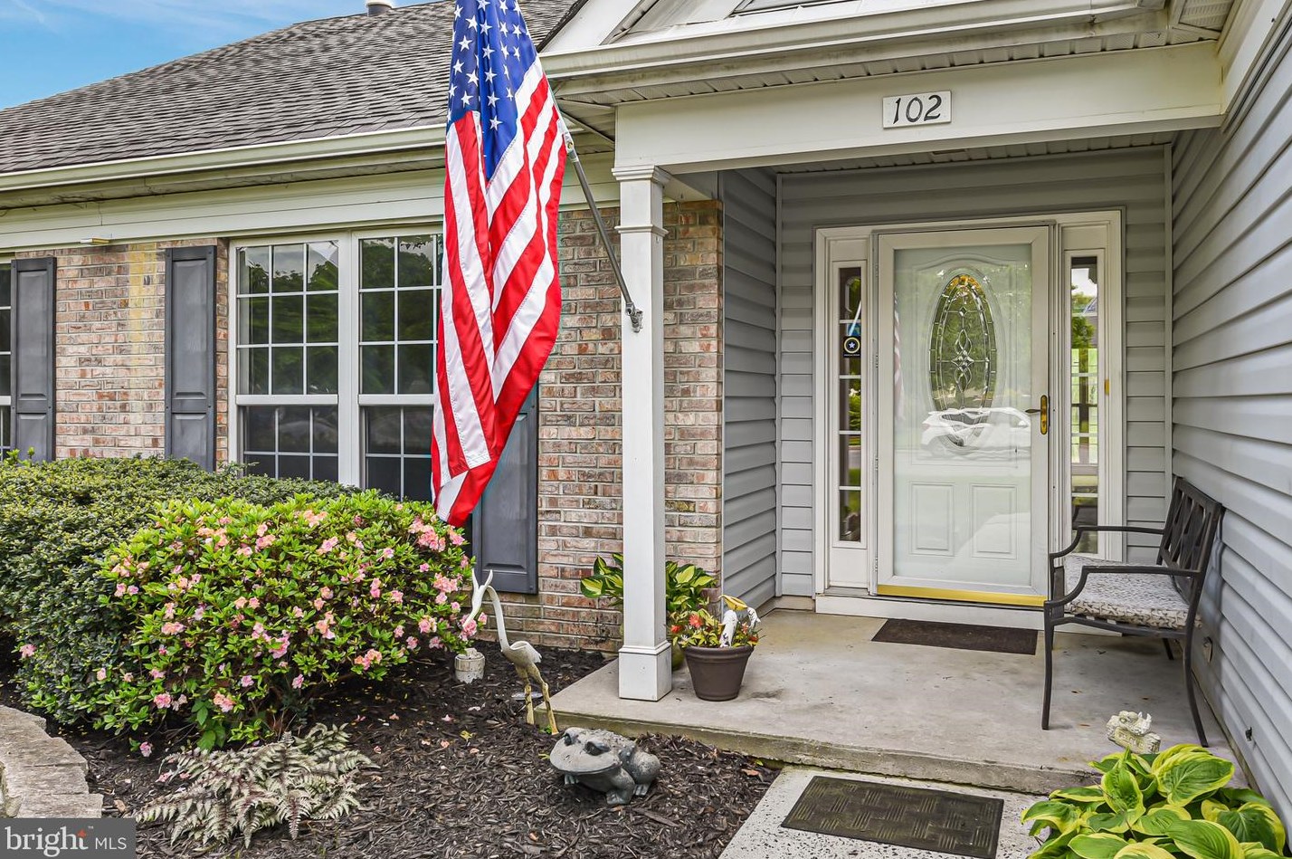 102 Tucket Cir, Dover, DE 19904