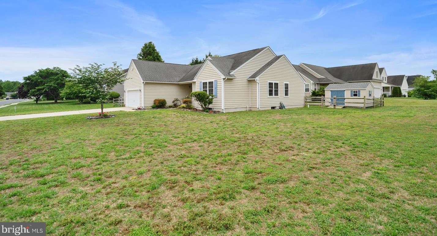 121 N Landing Dr, Slaughter Beach, DE 19963
