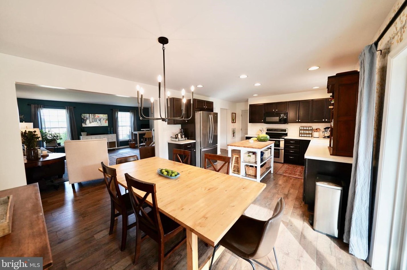 1297 Smyrna Leipsic Rd, Smyrna DE 19977-3015 exterior