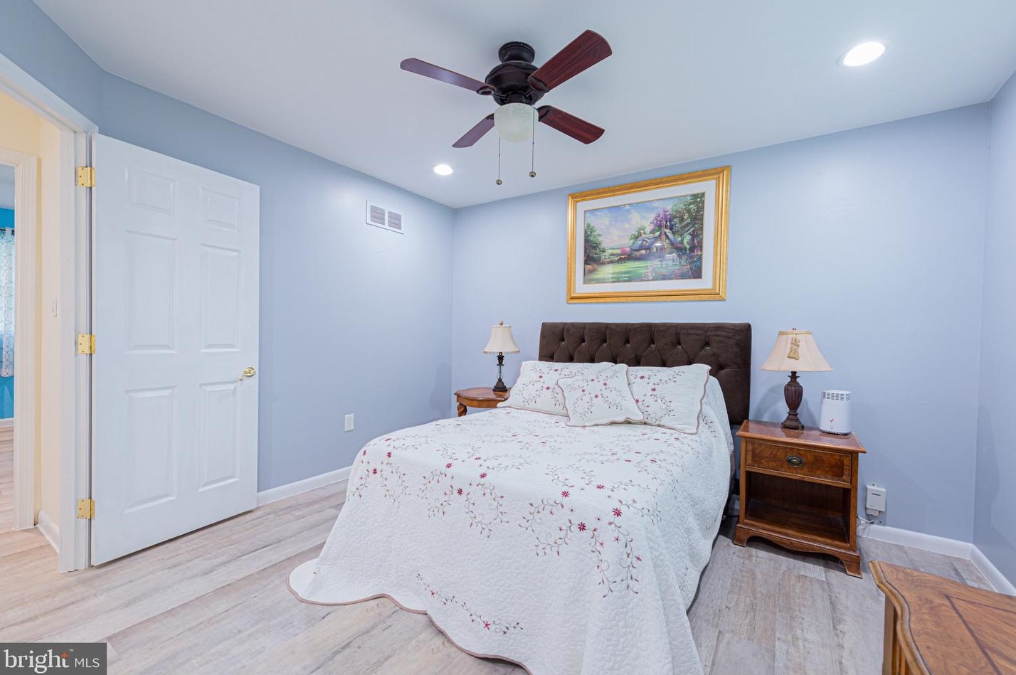 25 Bacon Ct, Dover DE  19901-2572 exterior