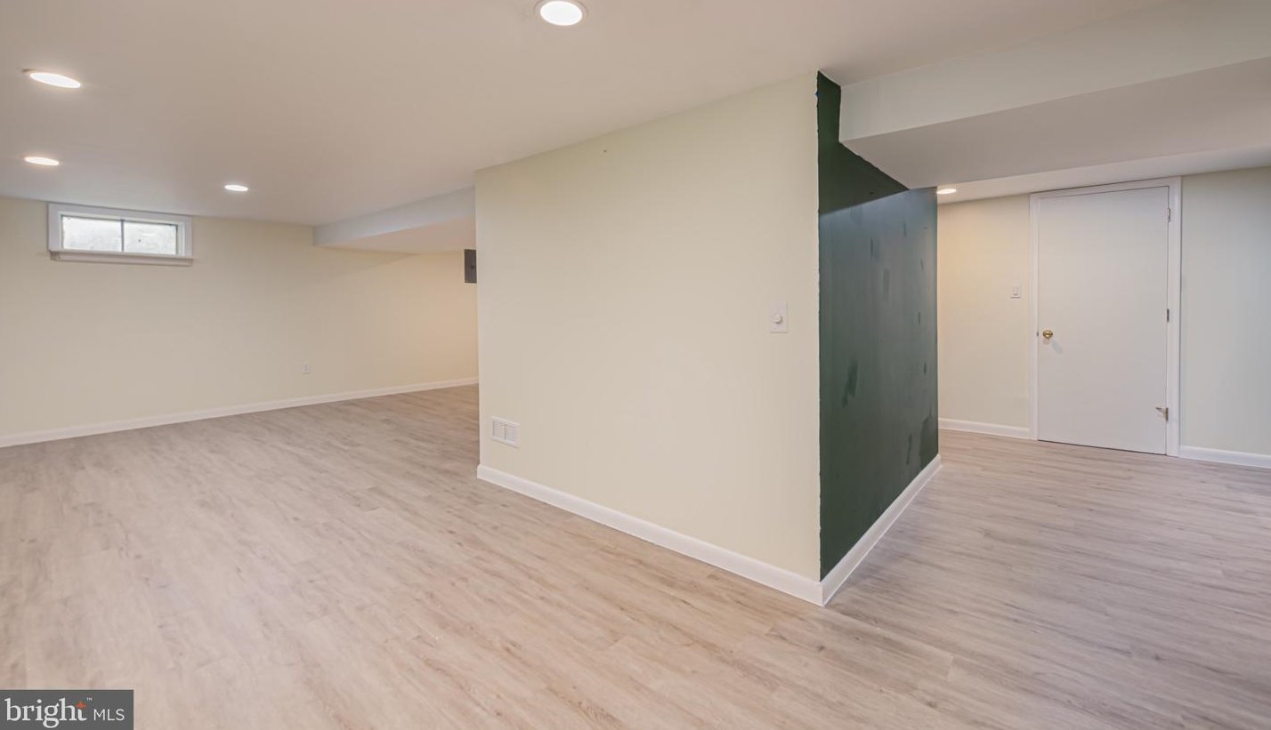 25 Bacon Ct, Dover DE  19901-2572 exterior