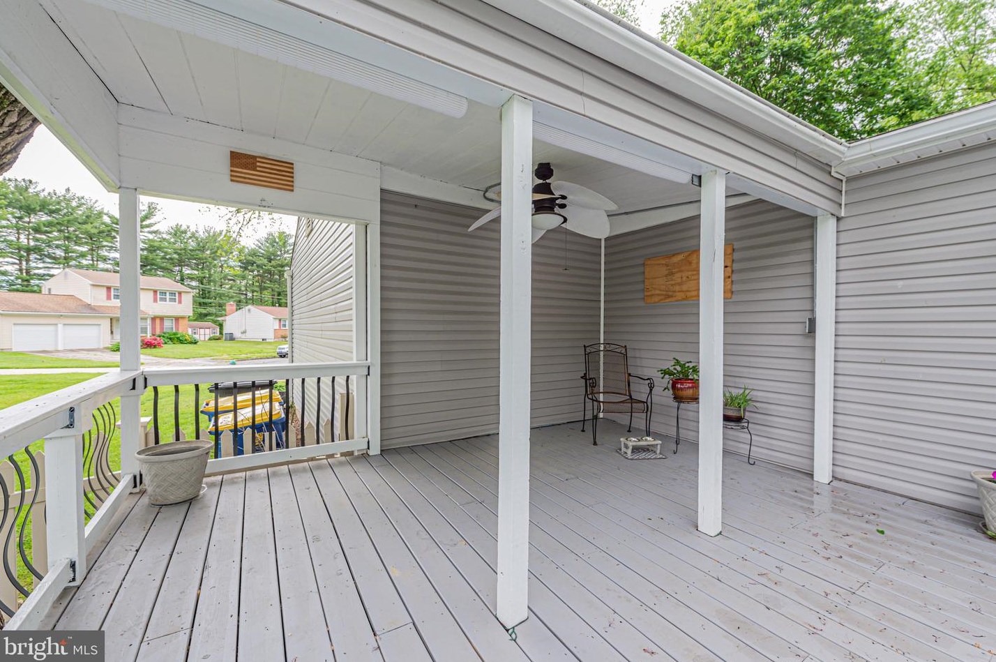 25 Bacon Ct, Dover DE  19901-2572 exterior