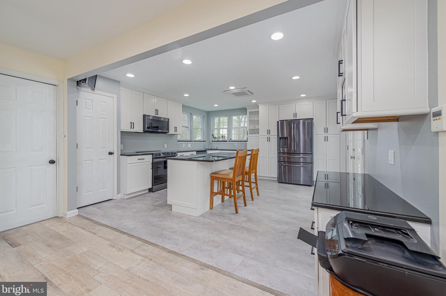 25 Bacon Ct, Dover DE  19901-2572 exterior