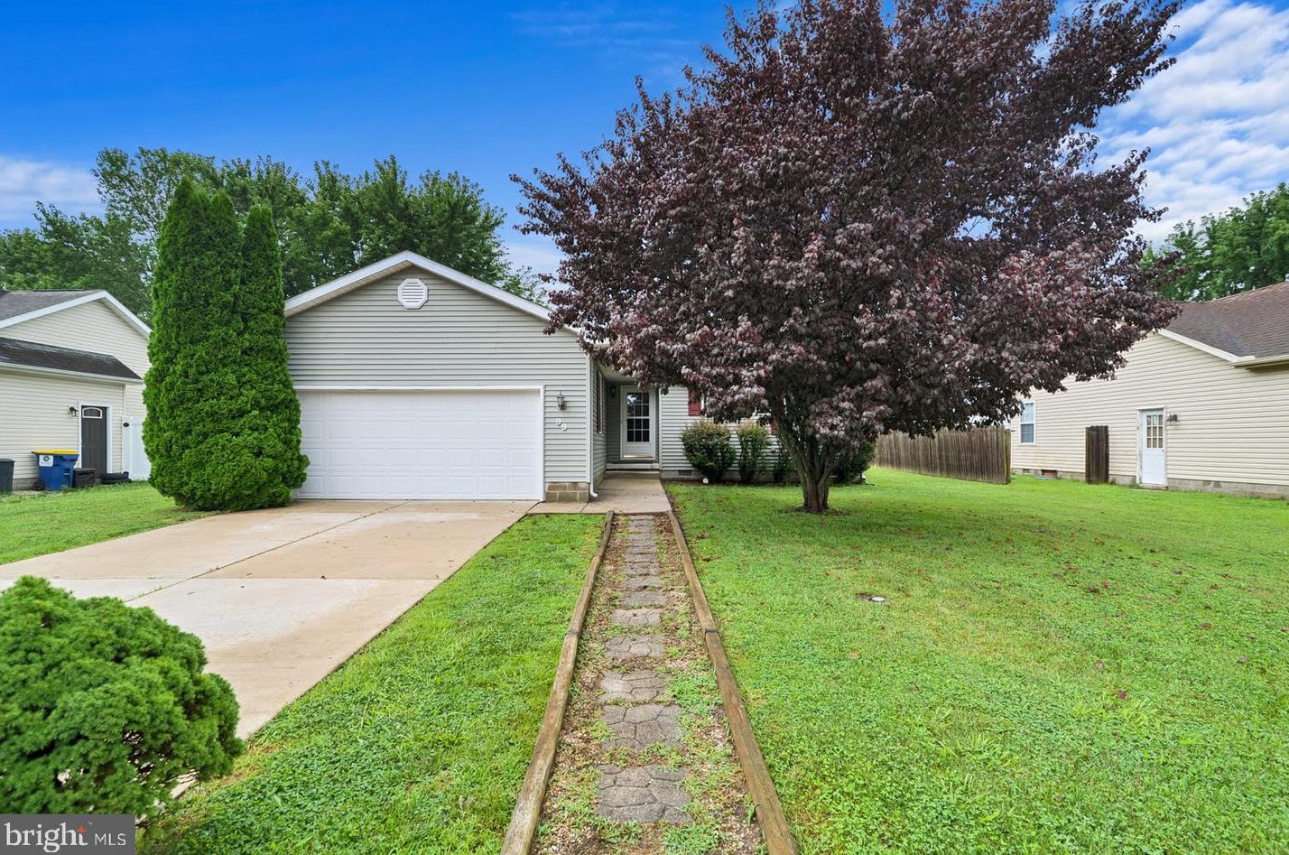 99 Honey Brook Ln, Felton, DE 19943-9208