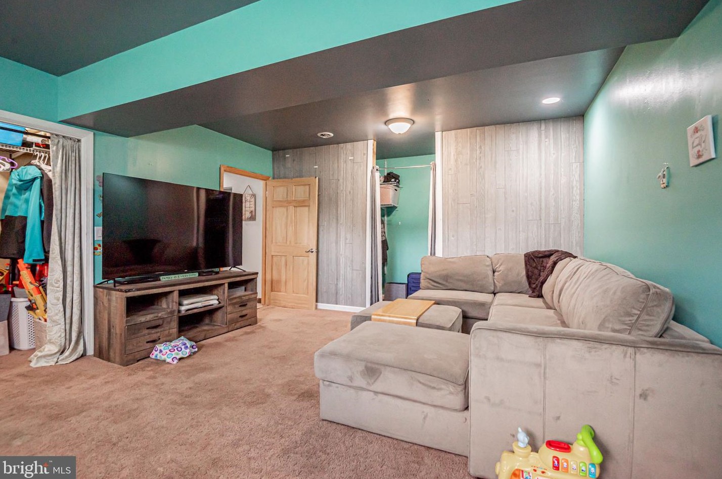 125 Dickens Ln, Felton DE  19943-9287 exterior