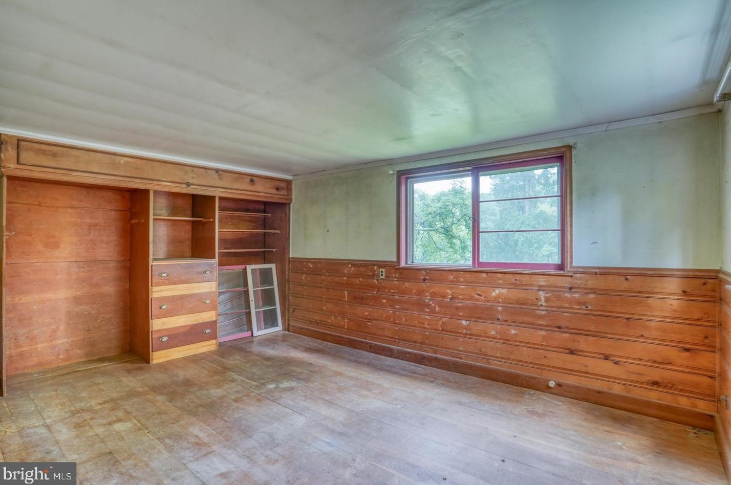 213 Shore Dr, Dover DE  19901-5740 exterior