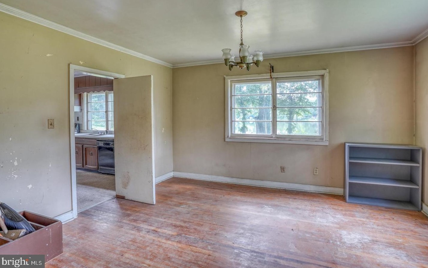 213 Shore Dr, Dover DE  19901-5740 exterior