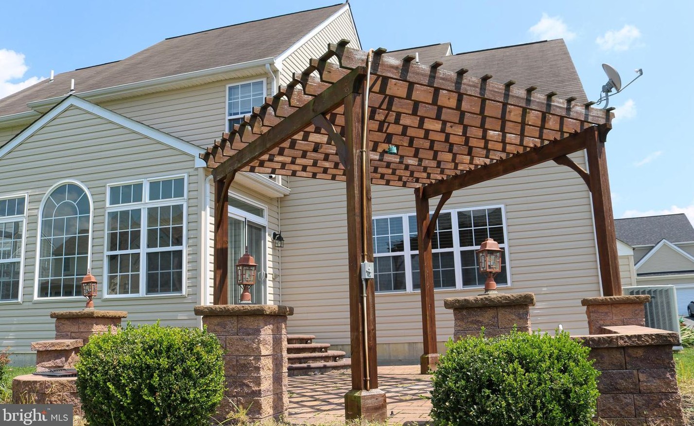 41 Oriole Ln, Smyrna DE 19977-4064 exterior