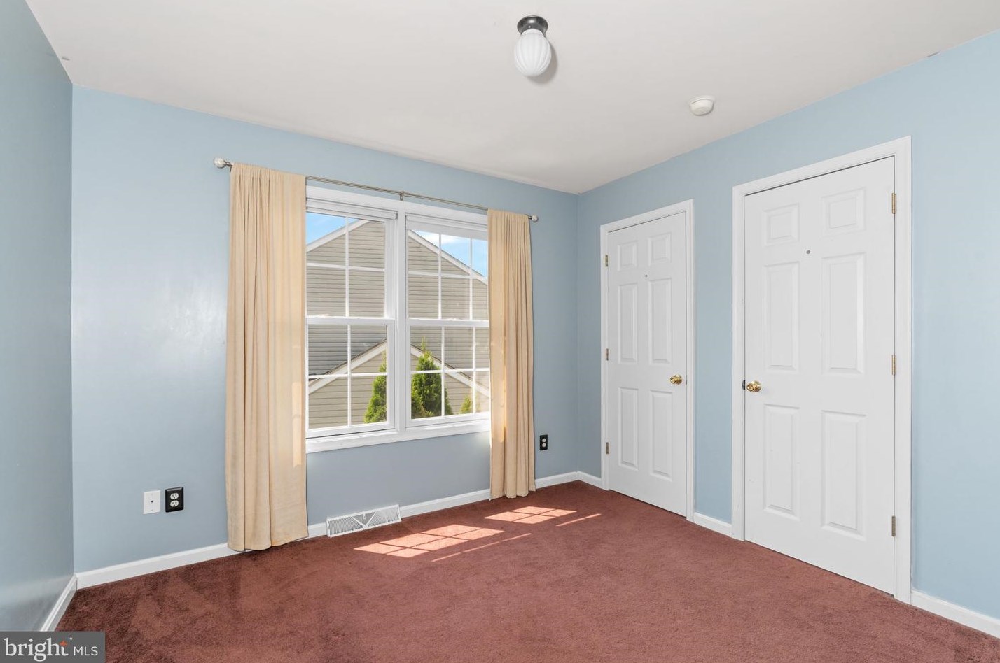 40 Trala St, Smyrna DE  19977-2215 exterior