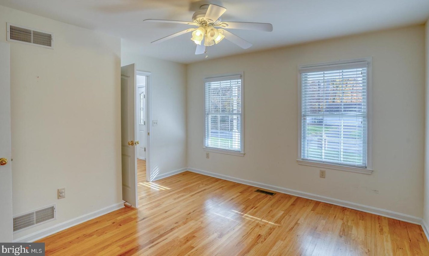 9 Holly Cove Ln, Dover DE  19901-6285 exterior