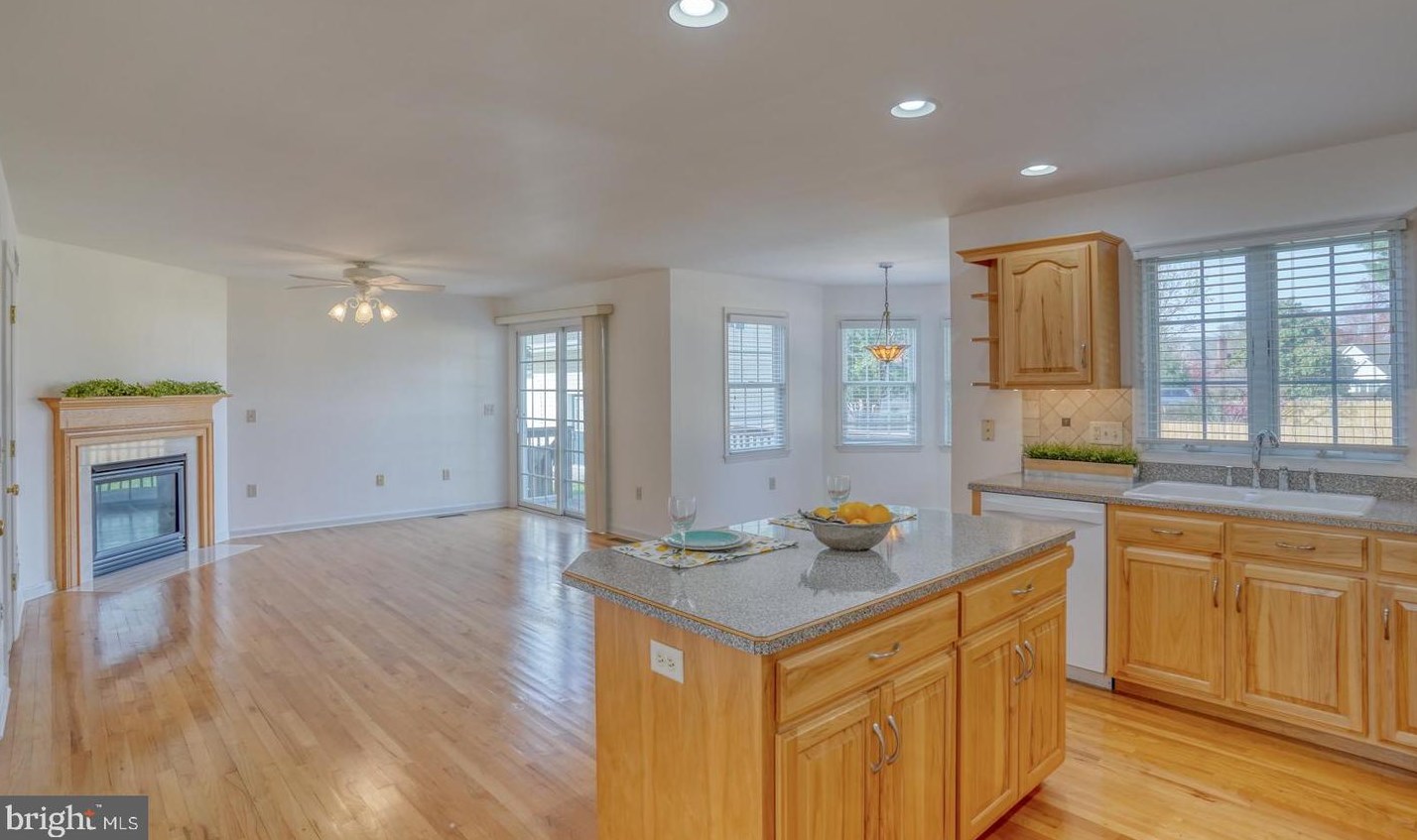 9 Holly Cove Ln, Dover DE  19901-6285 exterior