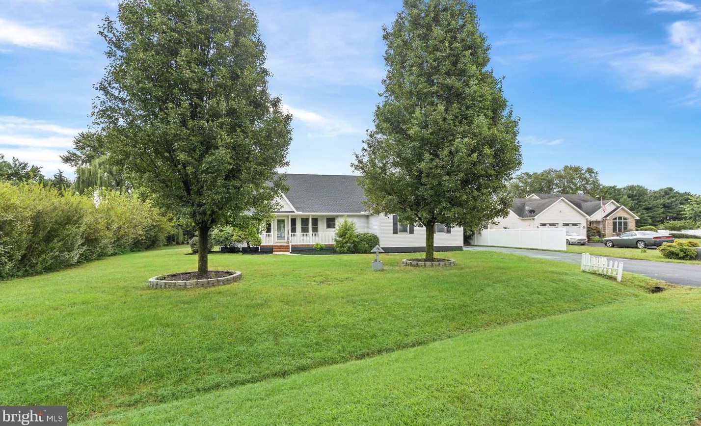 14 John Andrews Dr, Harrington, DE 19952