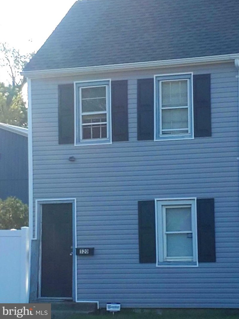 520 W Division St, Dover, DE 19904