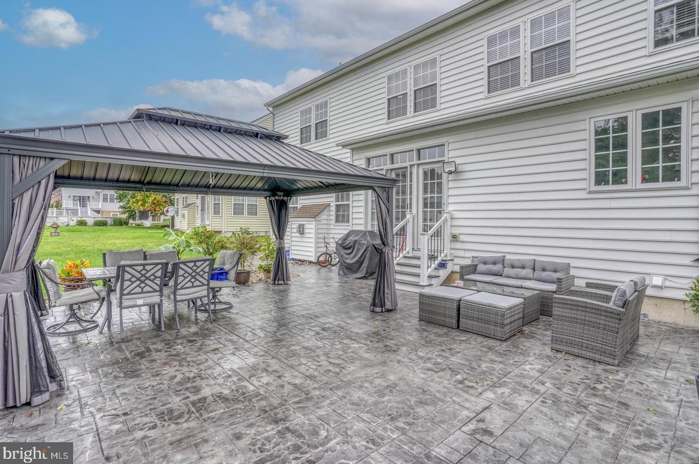 708 Dorchester Ct, Smyrna DE  19977-1637 exterior