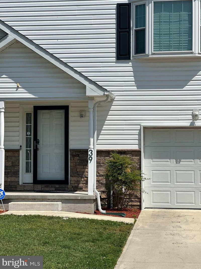 39 Pepperwood Dr, Camden-Wy, DE 19934
