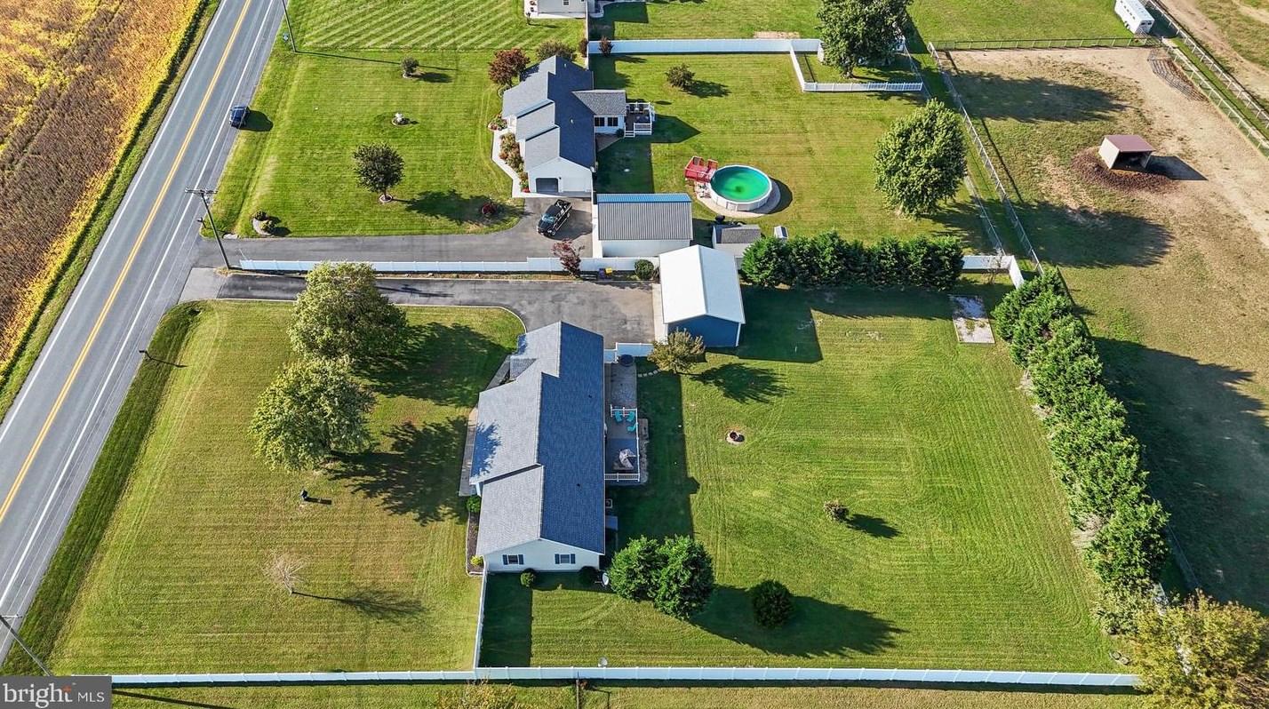 6758 Canterbury Rd, Felton DE  19943-4387 exterior