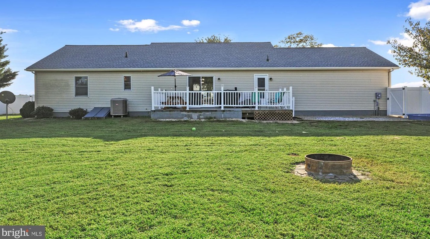6758 Canterbury Rd, Felton DE  19943-4387 exterior