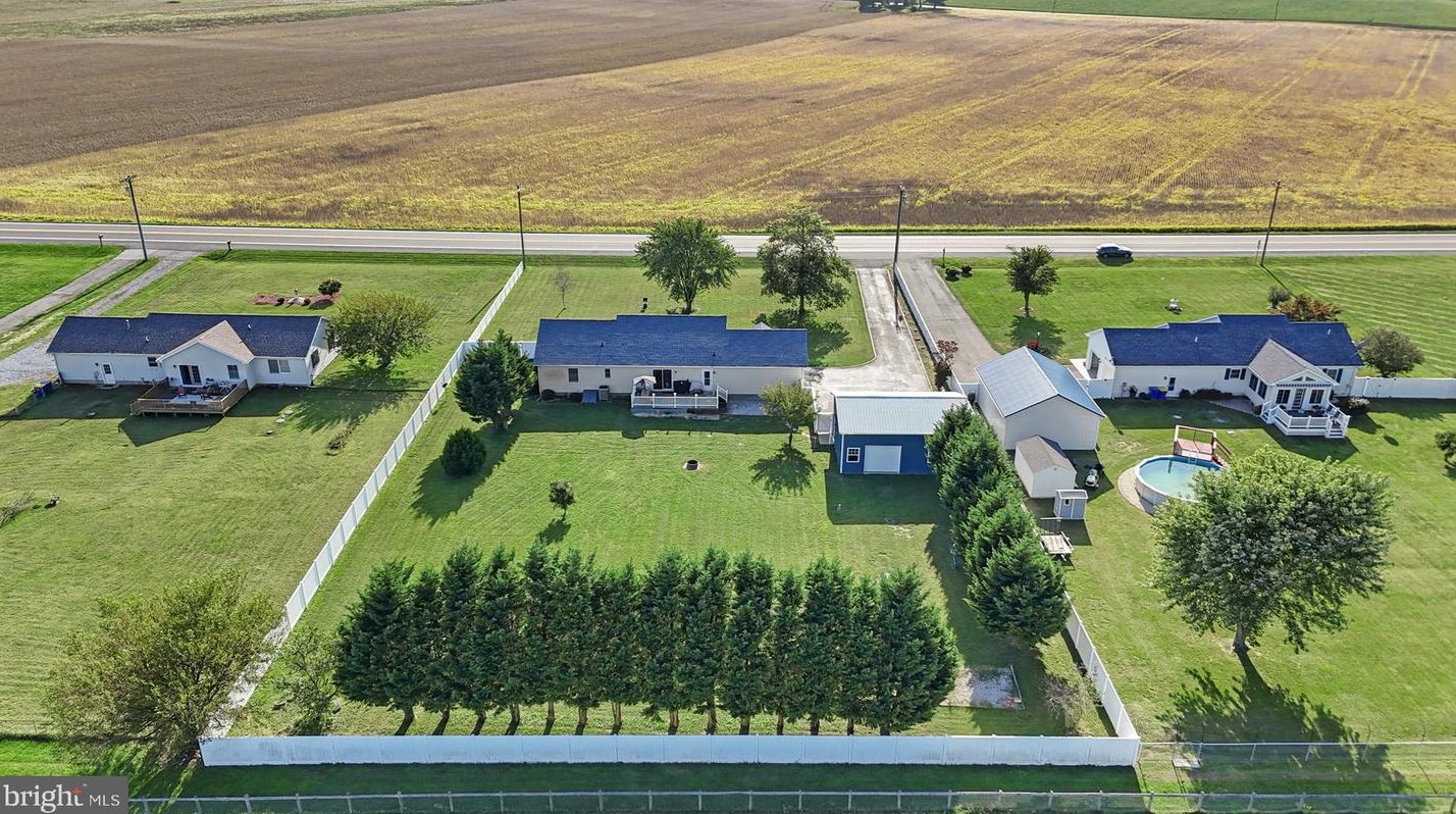 6758 Canterbury Rd, Felton DE  19943-4387 exterior