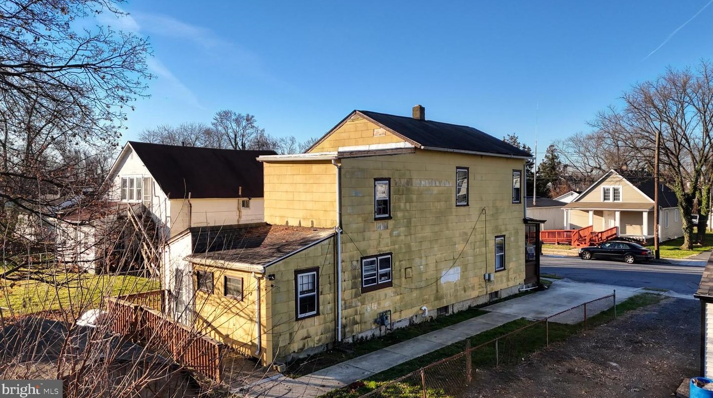 219 Queen St, Dover DE  19904-3151 exterior