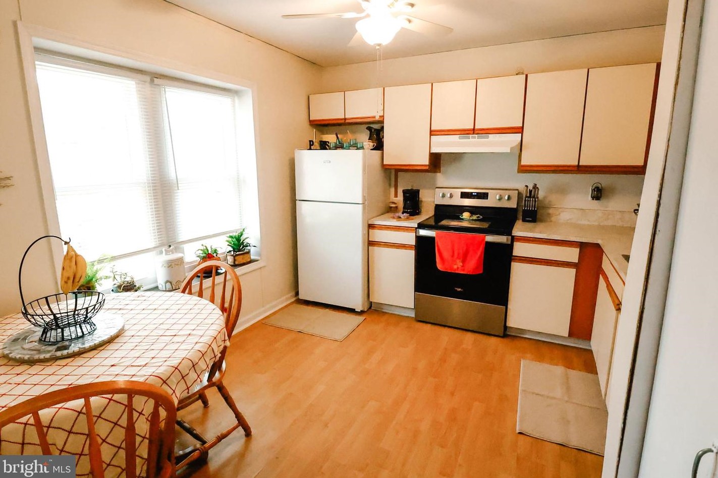 821 Commons Ln, Camden-Wy, DE 19934