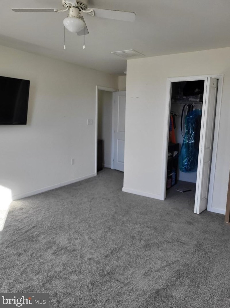 331 Nob Hill Rd, Dover DE  19901-8851 exterior