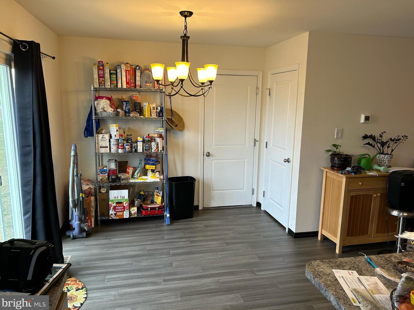 331 Nob Hill Rd, Dover DE  19901-8851 exterior