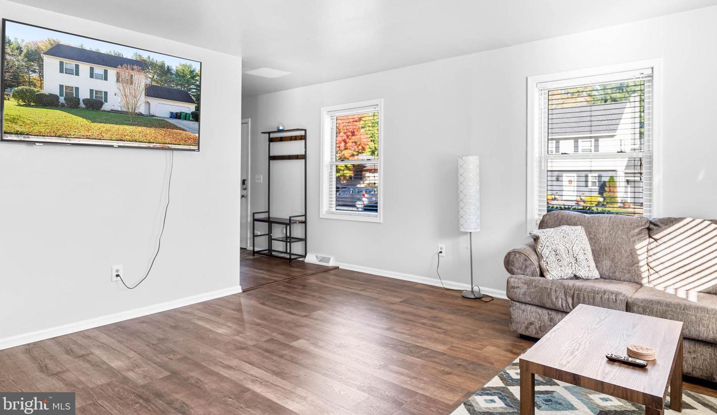 14 Drew Ct, Dover DE  19901-6422 exterior