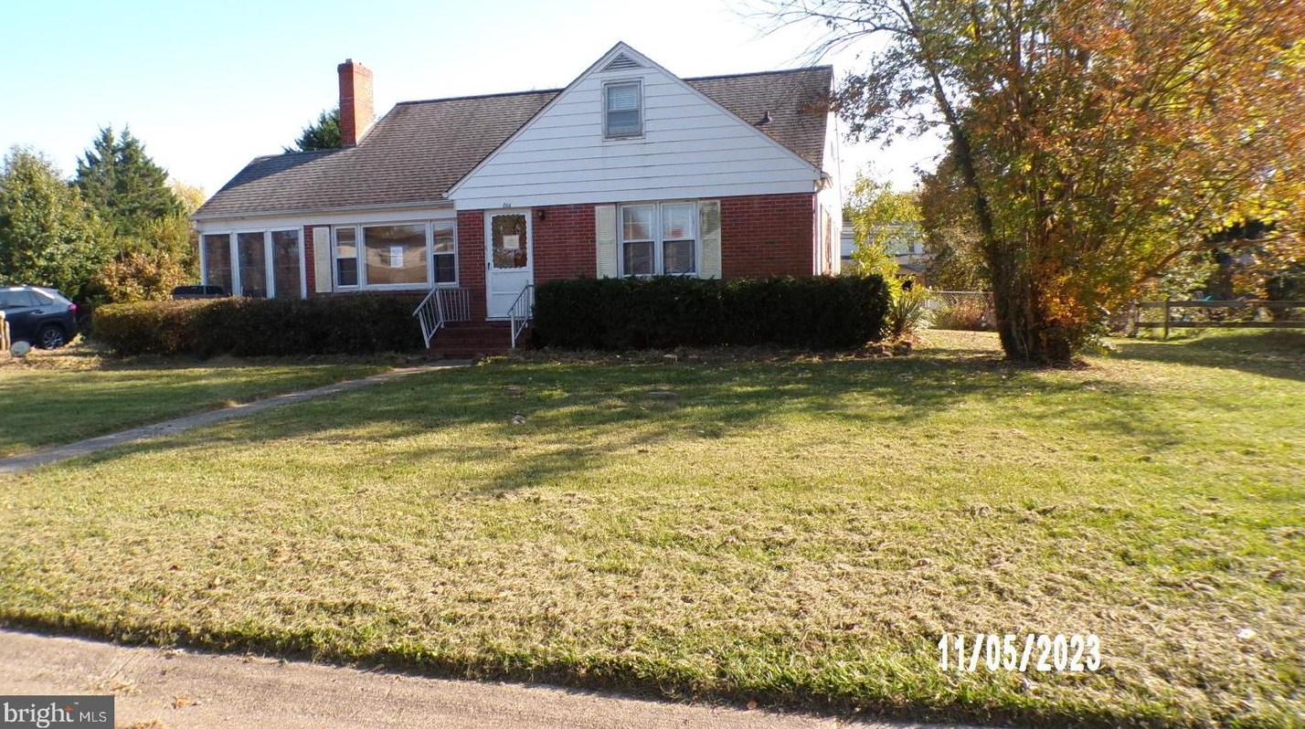 766 S Halsey Rd, Dover, DE 19901