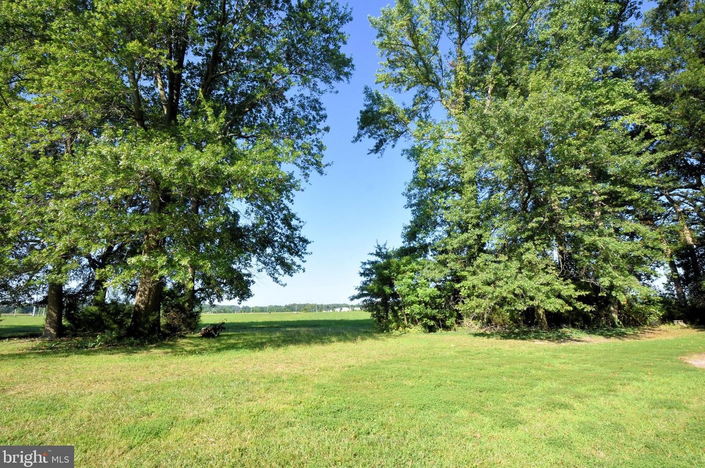 2103 White Oak Rd, Dover DE  19901-3359 exterior