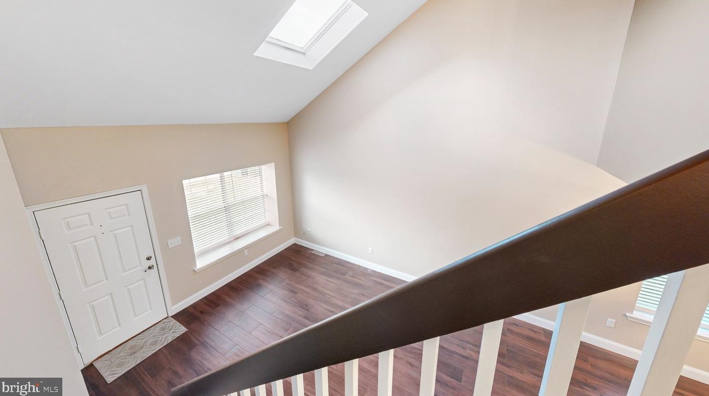 224 Grinding Wheel Dr, Dover, DE 19904-1990