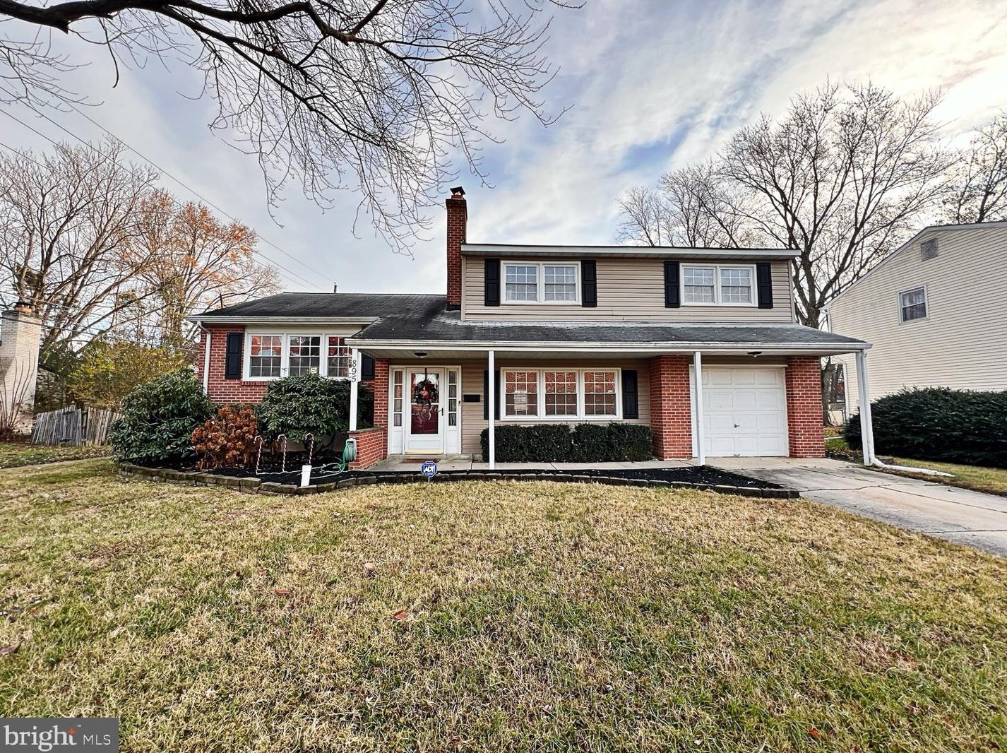 895 Woodcrest Dr, Dover, DE 19904-2440