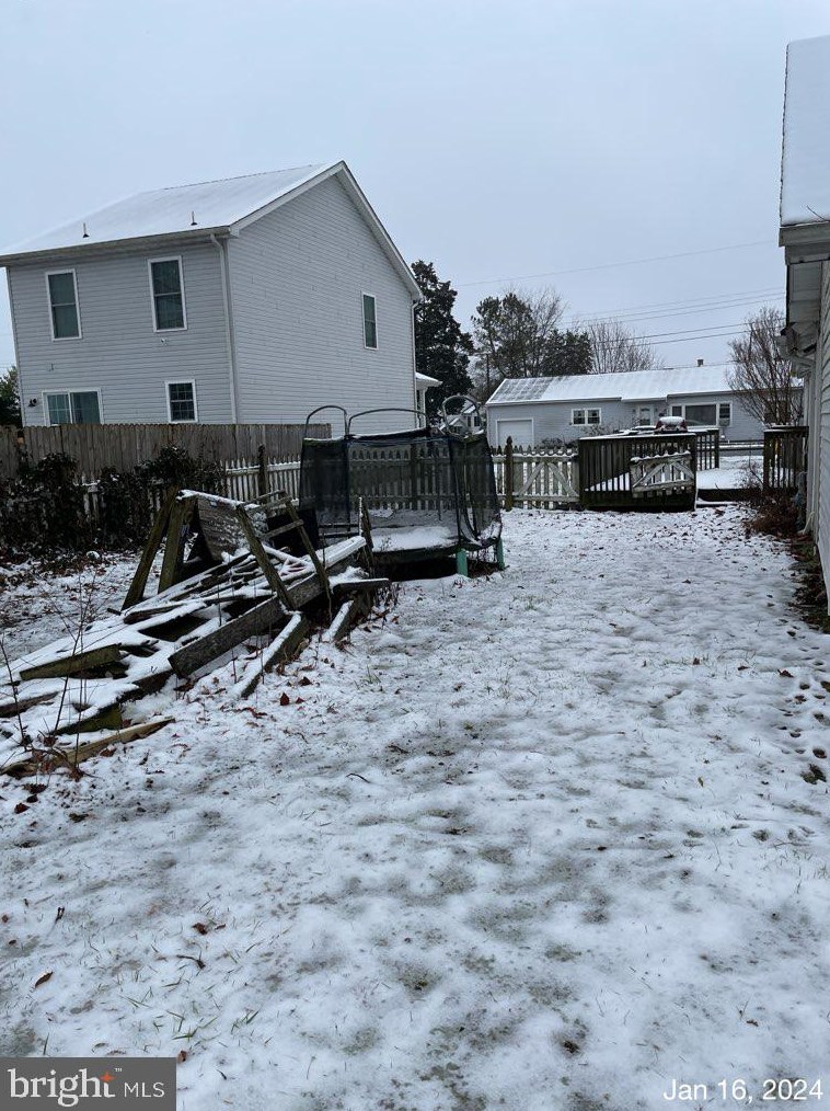 100 Third St, Harrington, DE 19952-1137