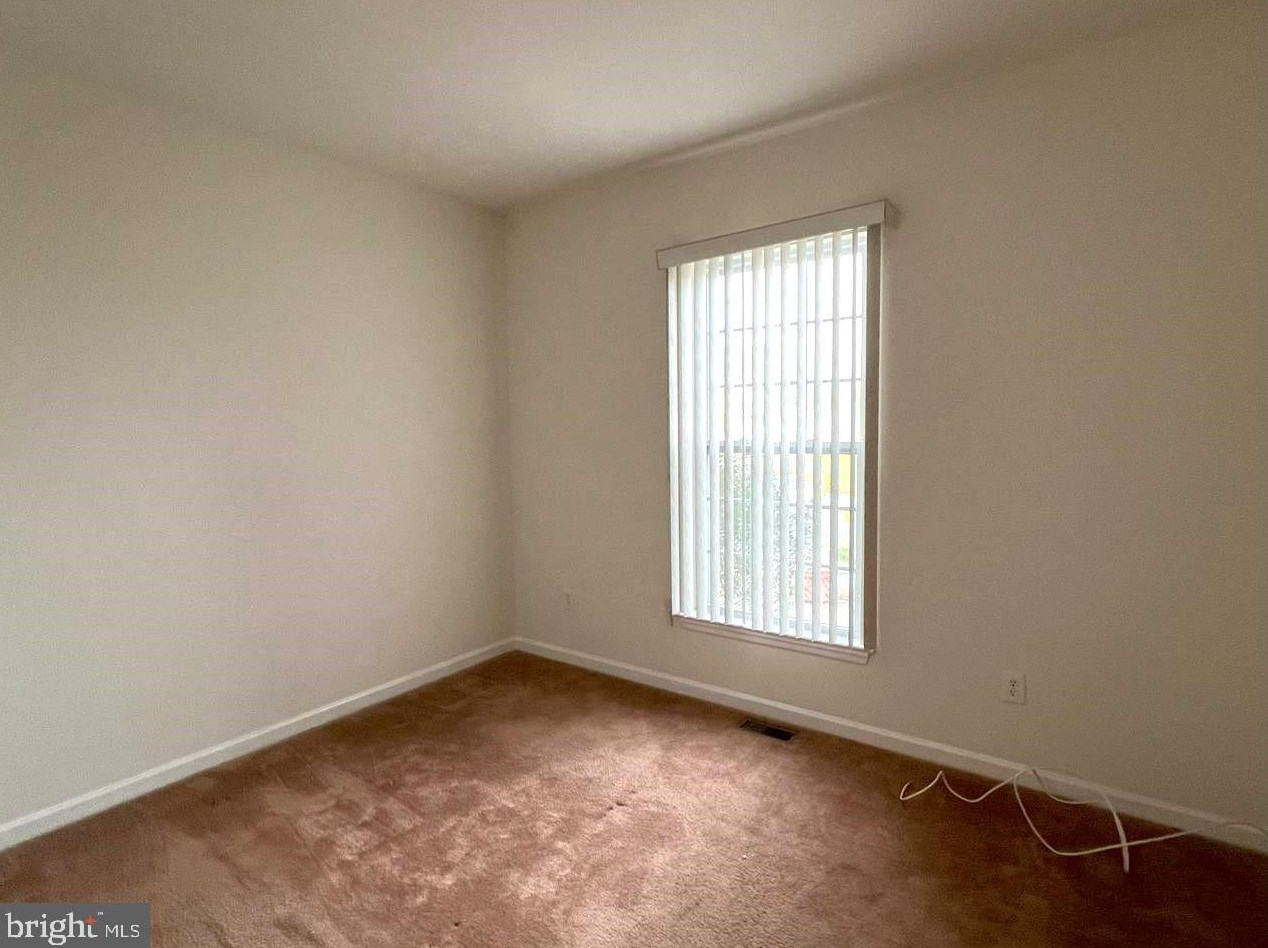 15 Wooten Ct, Dover DE  19904-3863 exterior