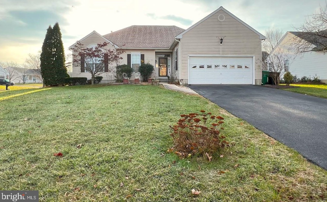 15 Wooten Ct, Dover DE  19904-3863 exterior