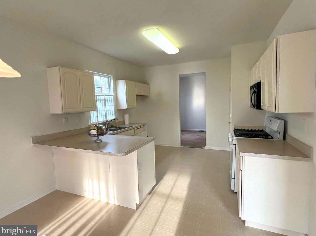 15 Wooten Ct, Dover DE  19904-3863 exterior