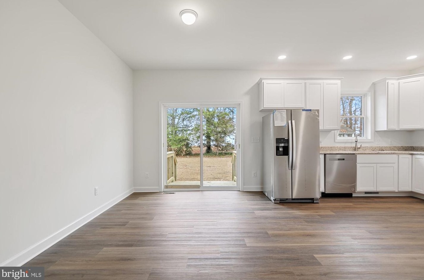 749 Oak Dr, Dover DE  19904-4341 exterior