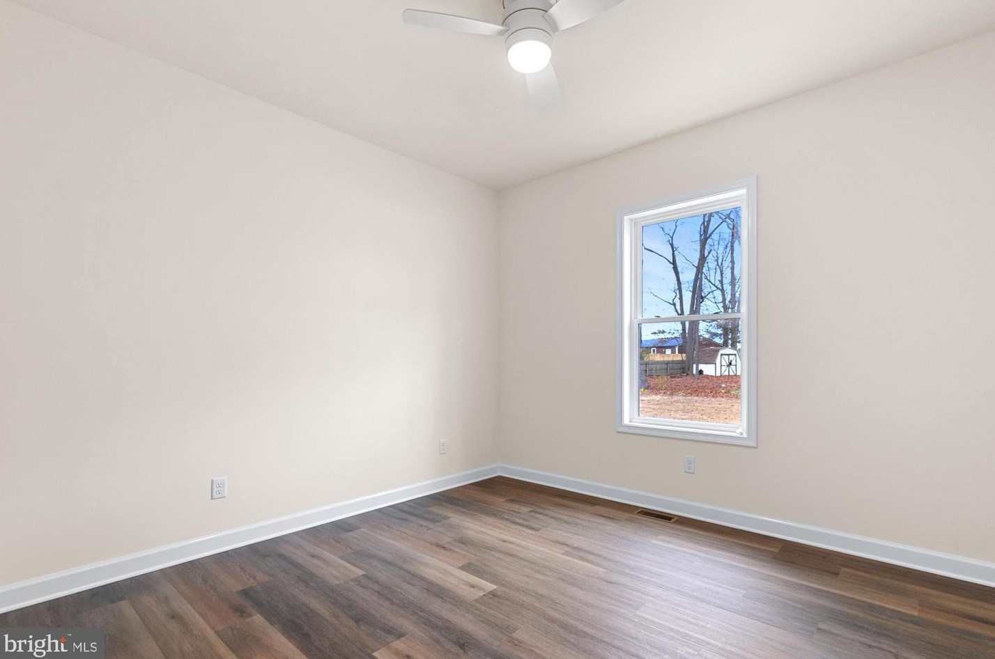 749 Oak Dr, Dover DE  19904-4341 exterior