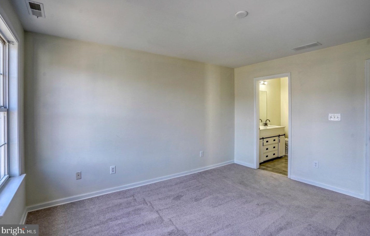 174 Lexington Pl, Dover DE  19901-8827 exterior