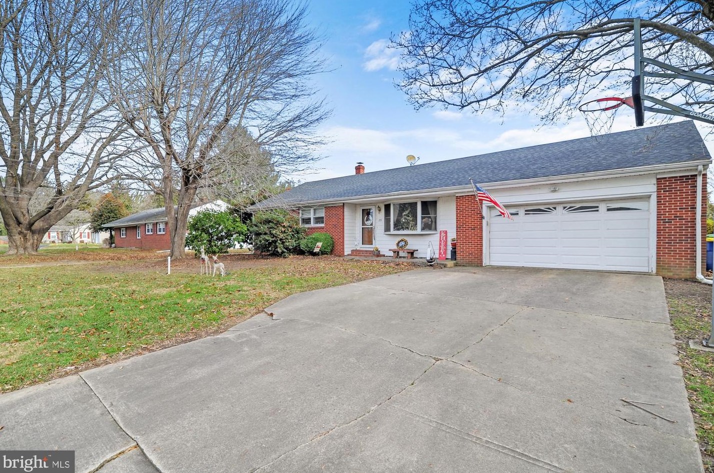 155 Old Mill Rd, Dover, DE 19901-6255