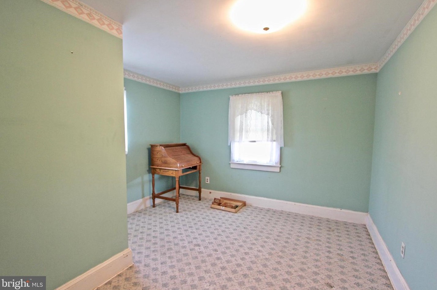 930 Bradford St, Dover DE  19904-4140 exterior