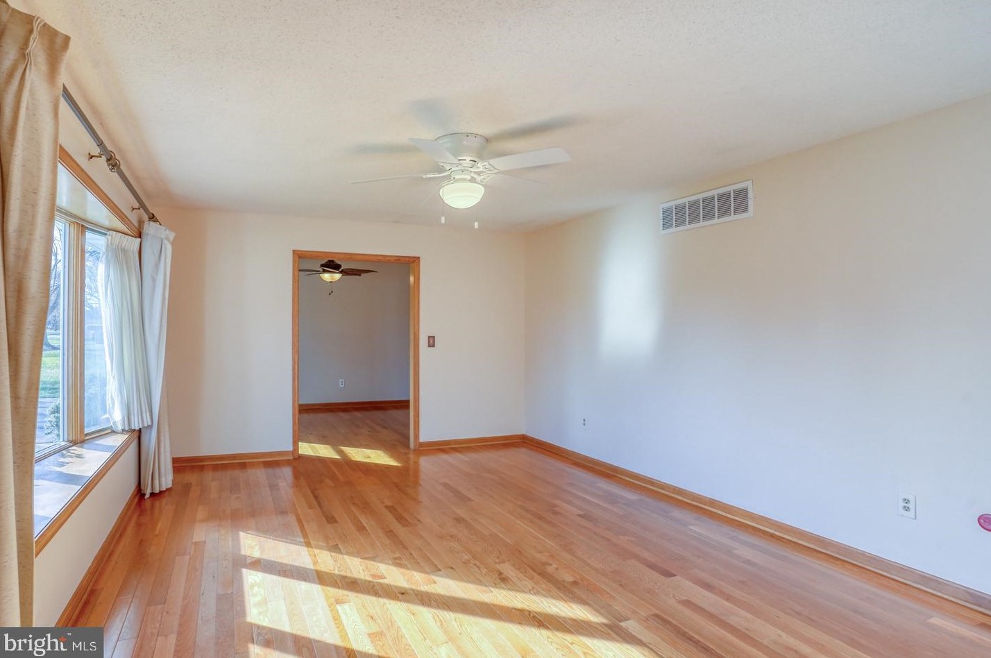 10 Springview Dr, Dover DE  19901-5548 exterior