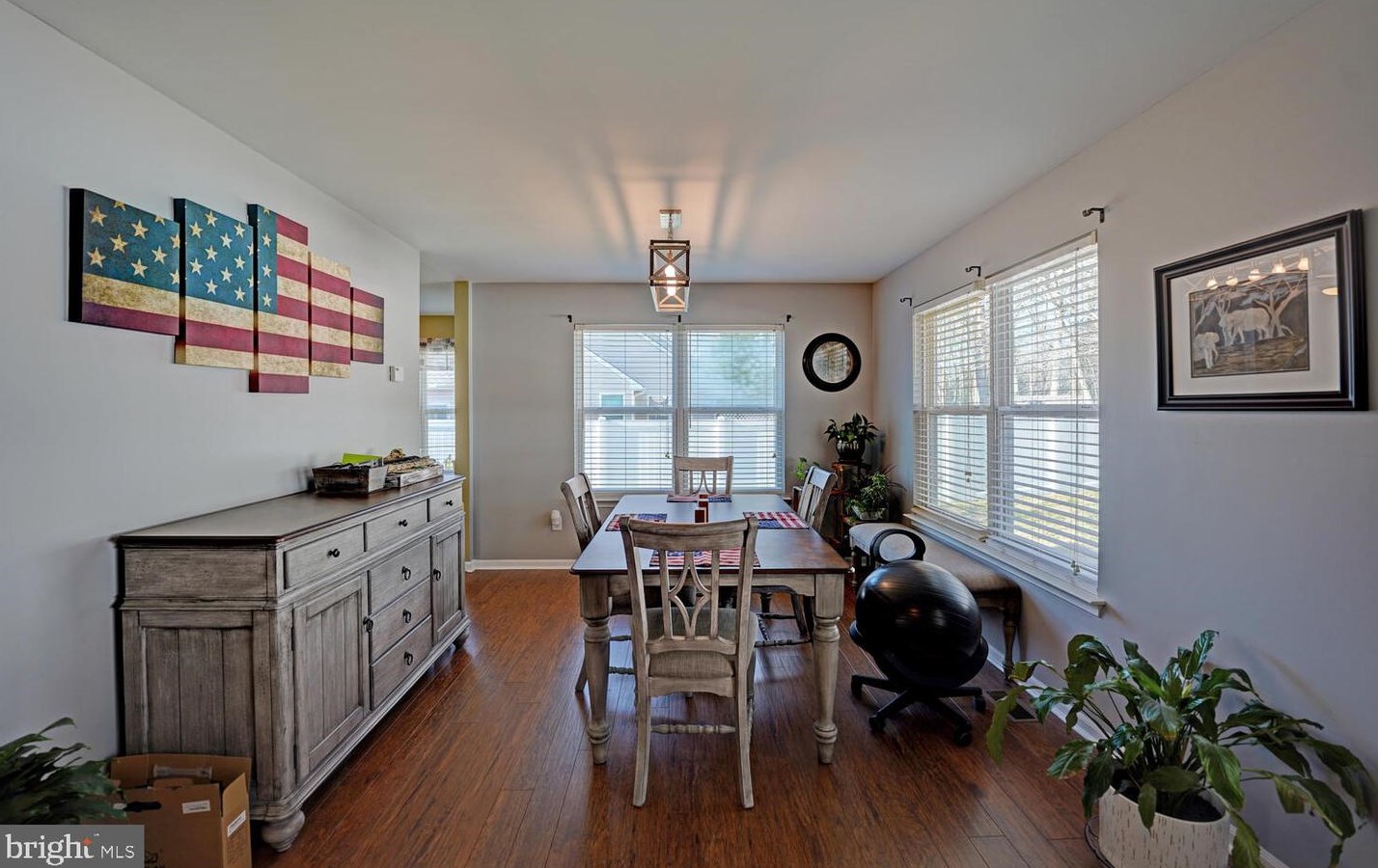 291 Greenwich Dr, Dover DE  19901-1594 exterior