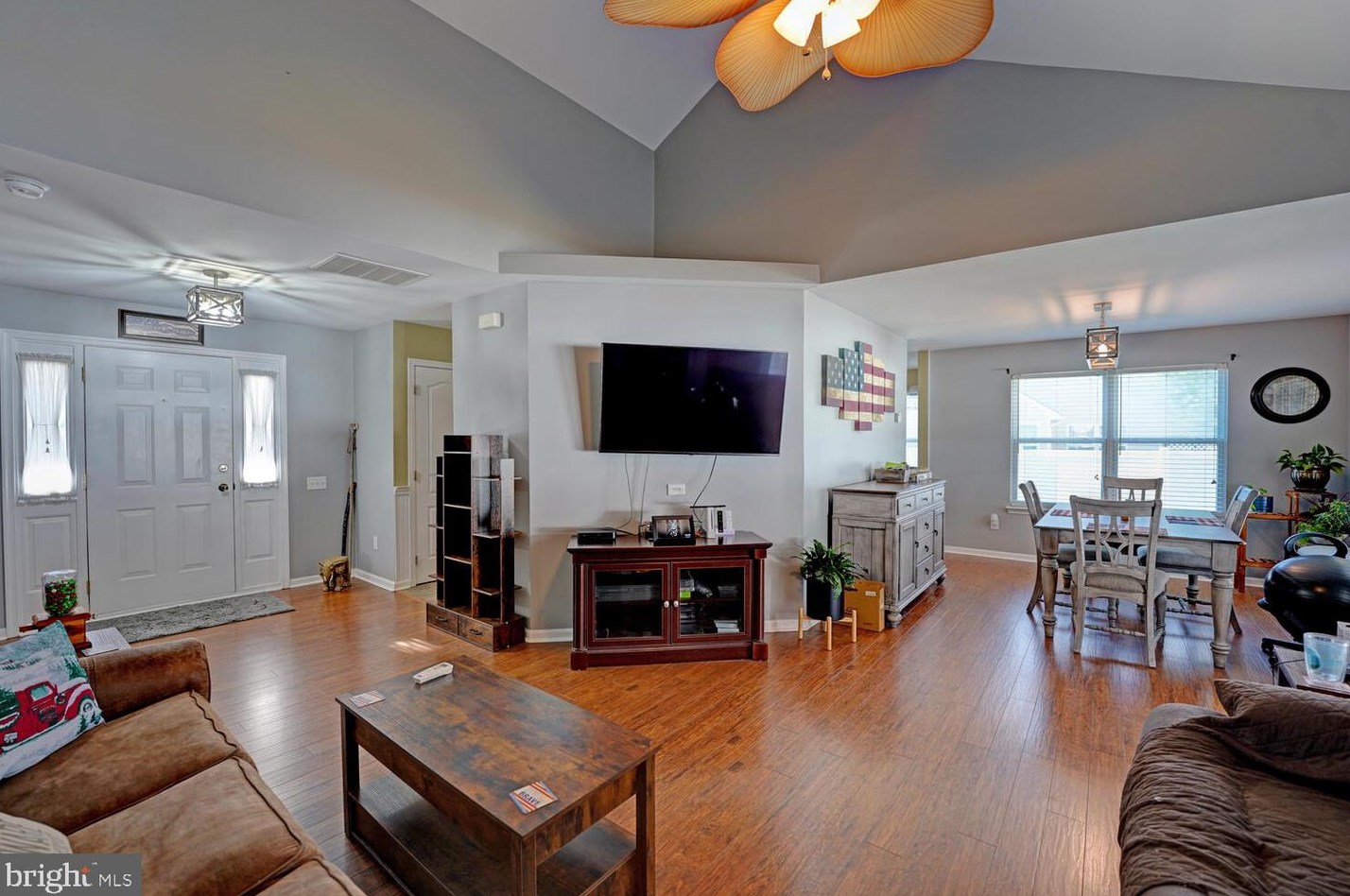 291 Greenwich Dr, Dover DE  19901-1594 exterior