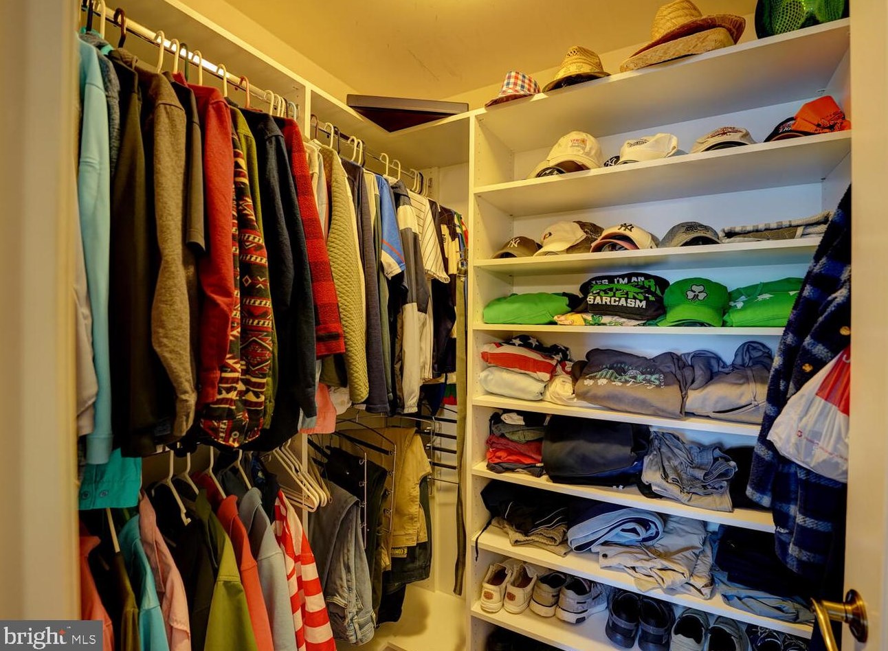 291 Greenwich Dr, Dover DE  19901-1594 exterior