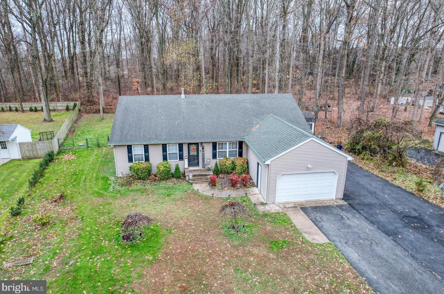 92 Vondaway Dr, Dover, DE 19901-4002