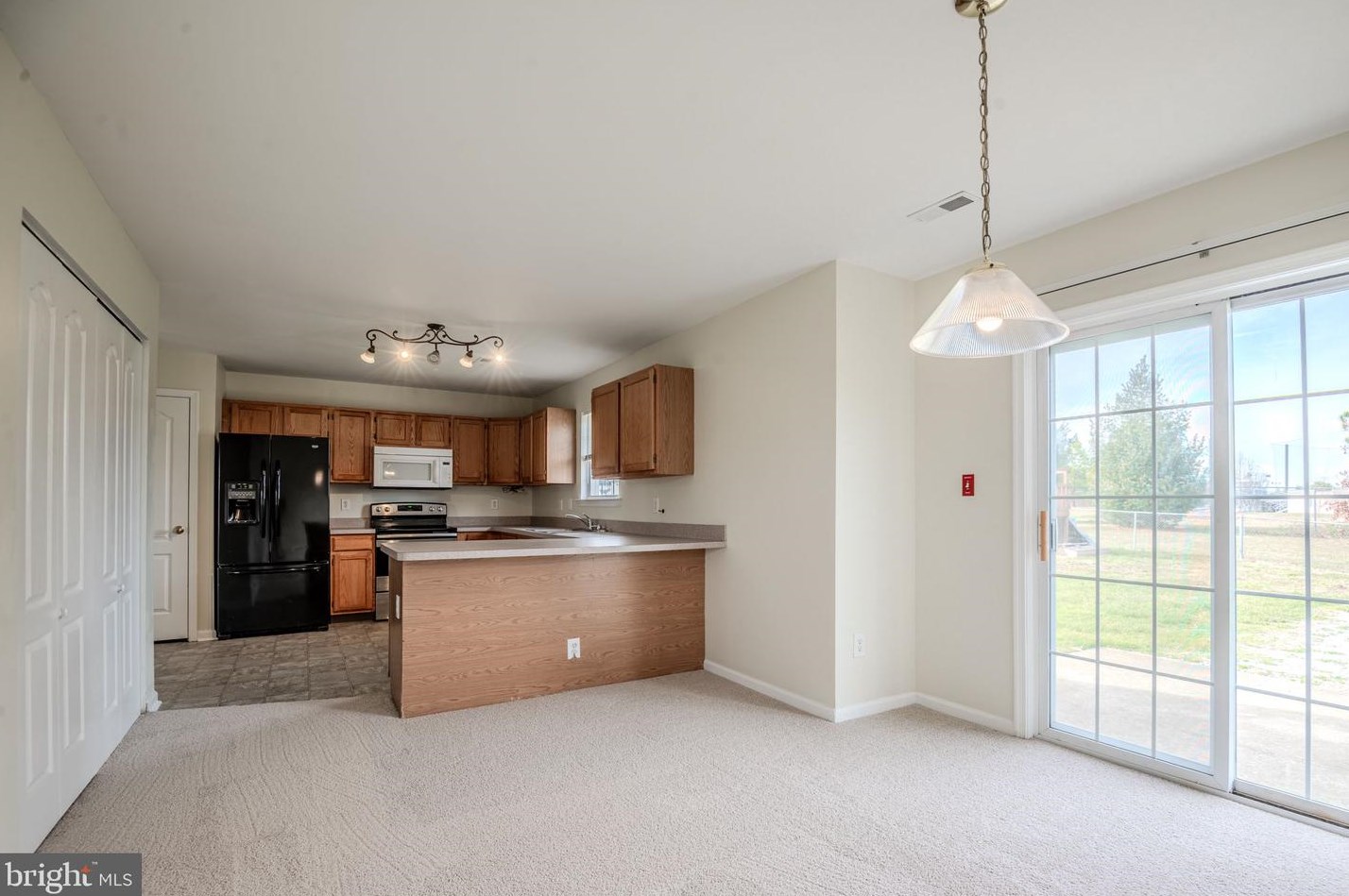 203 Westover Dr, Dover DE  19904-9796 exterior