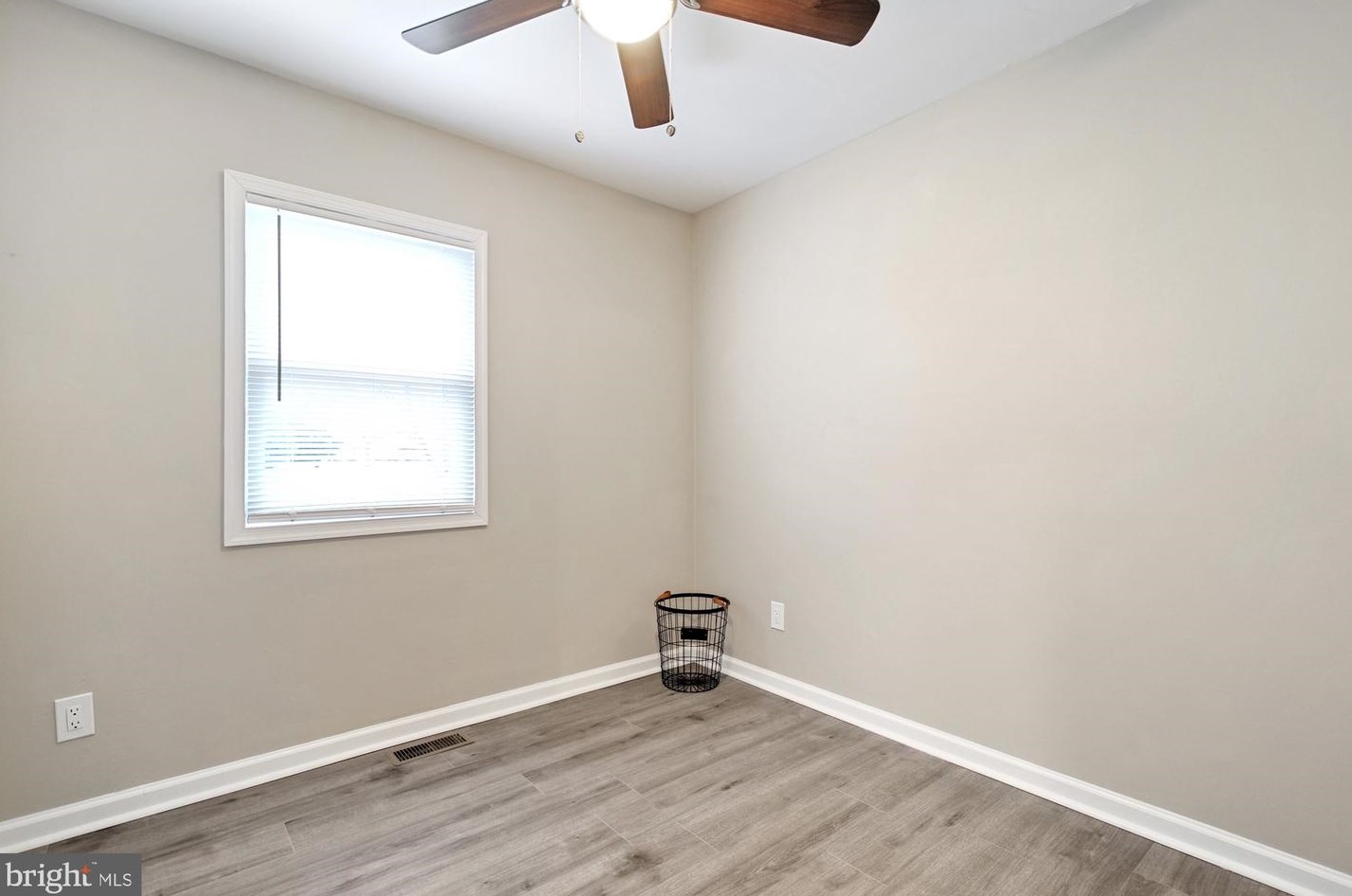 132 Locust St, Smyrna DE  19977-1524 exterior